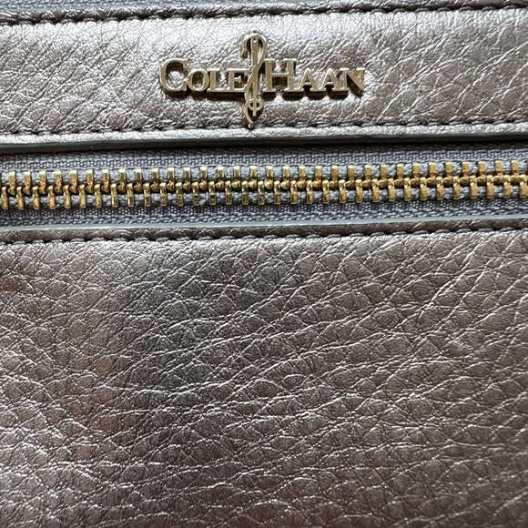 Cole Haan Metallic Bronze Leather Wristlet. perfect condition - Picture 5 of 7
